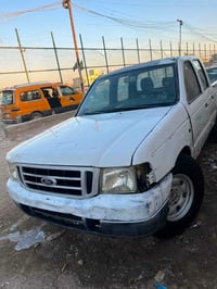 بيكم فورت موديل 2004 كازز سيارة بلديه وشغالة مزاد بغداد ومكانها بغداد ...