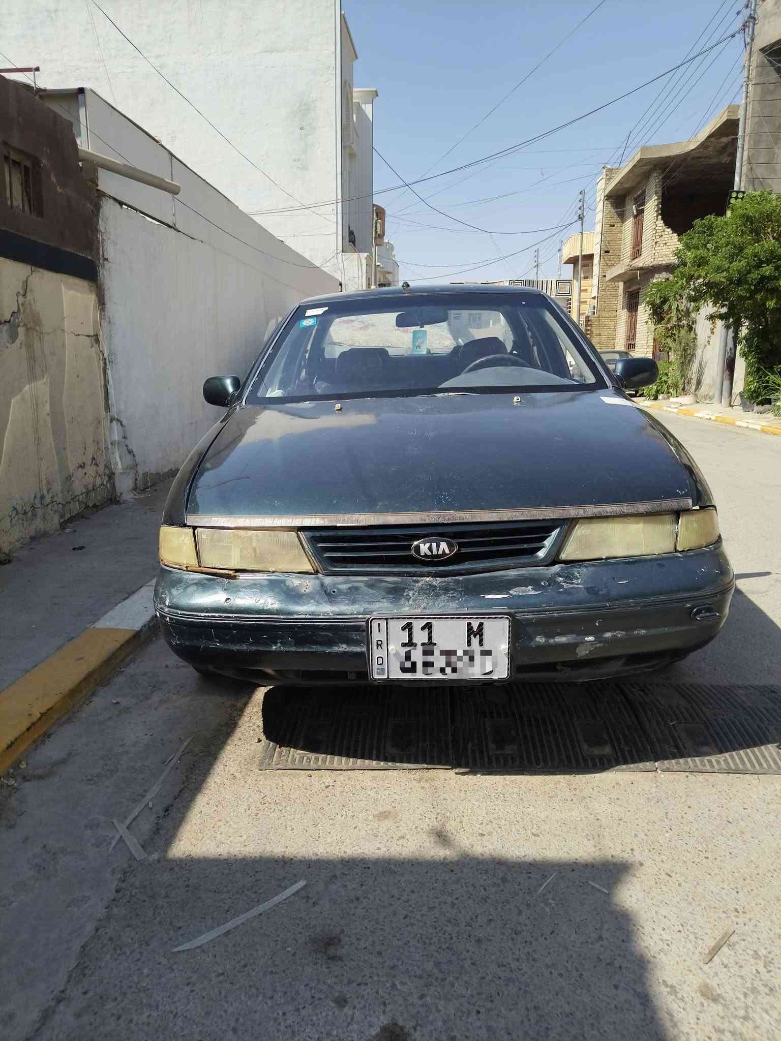 السلام عليكم من رخصه الادمن للبيع سيفيا موديل ٩٣ محرك مفتوح كير عادي رقم بغداد دولي تحويل مباشر سياره جاهزه بدون ضربه  السعر ٢٧مكاني فلوجه الاستفسار الاتصال على***********
