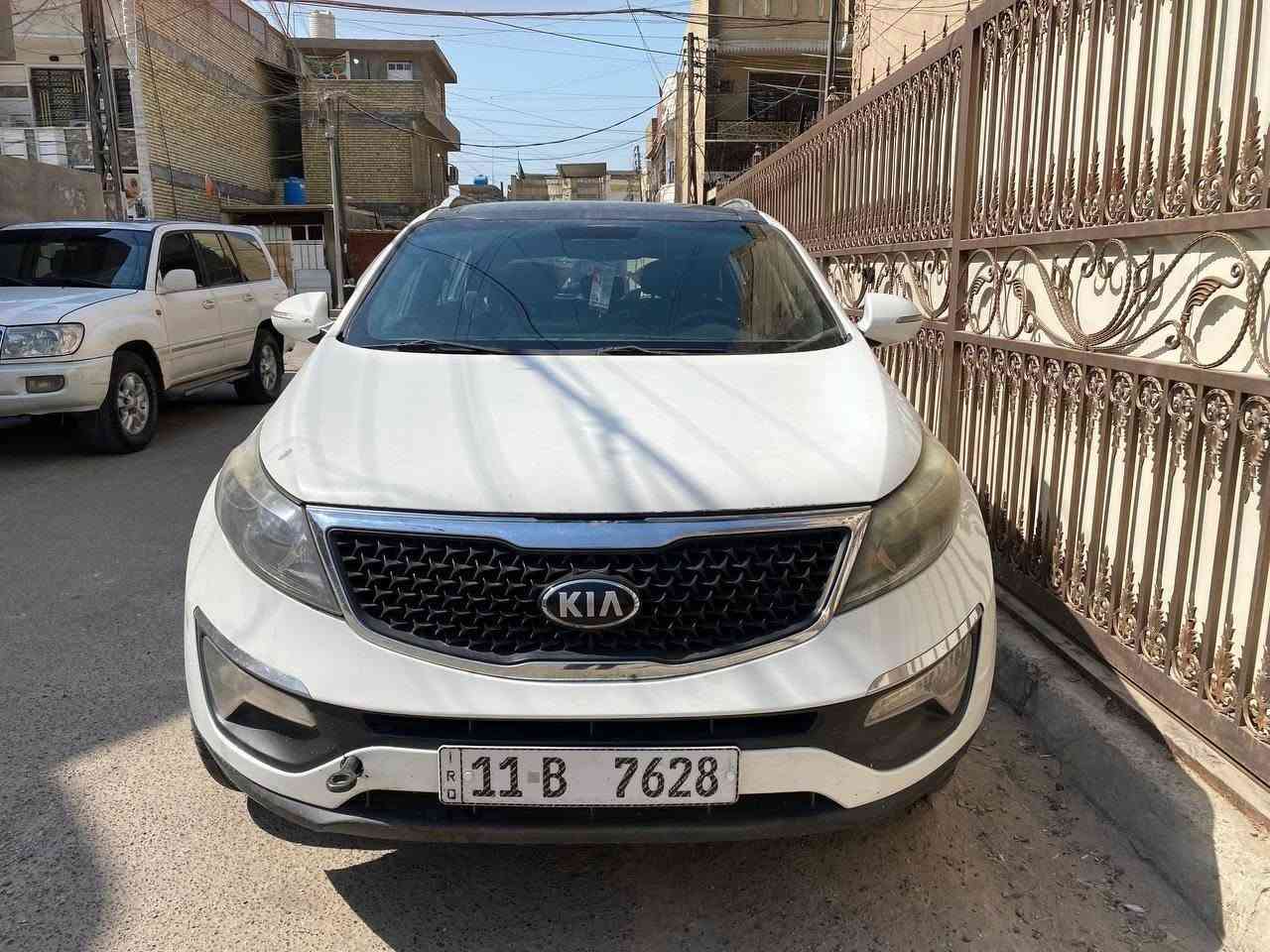 سياره سبورتاج ١٢ بغداد 
٤ ارقام الجديد  خليجي 
السعر ١٠٠$ 
صبغ عام.
 محرك  وتبريد فول  اما الكير  النمره الاخيره ماتنمر عندي    ونتفق عليه سياره مال جناي  وباسمي 
تحويل مباشر 
سونار موجود 
اي استفسار واتس اب 
*********** بغداد, العراق
