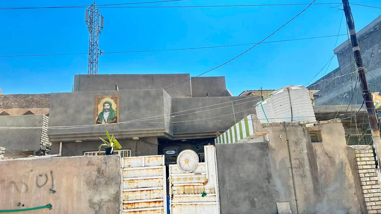 � دار للبيع – النهروان

📍 الألفين – شارع المدارس
📐 المساحة: 200 متر
🏠 بناء حديث وموقع ممتاز وقريب من المدارس والخدمات.

✨ فرصة مناسبة للسكن والاستقرار، والدار جاهز للسكن.

📞 للاستفسار عن السعر والتفاصيل، مراسلة خاص

واتساب فقط 
***********
