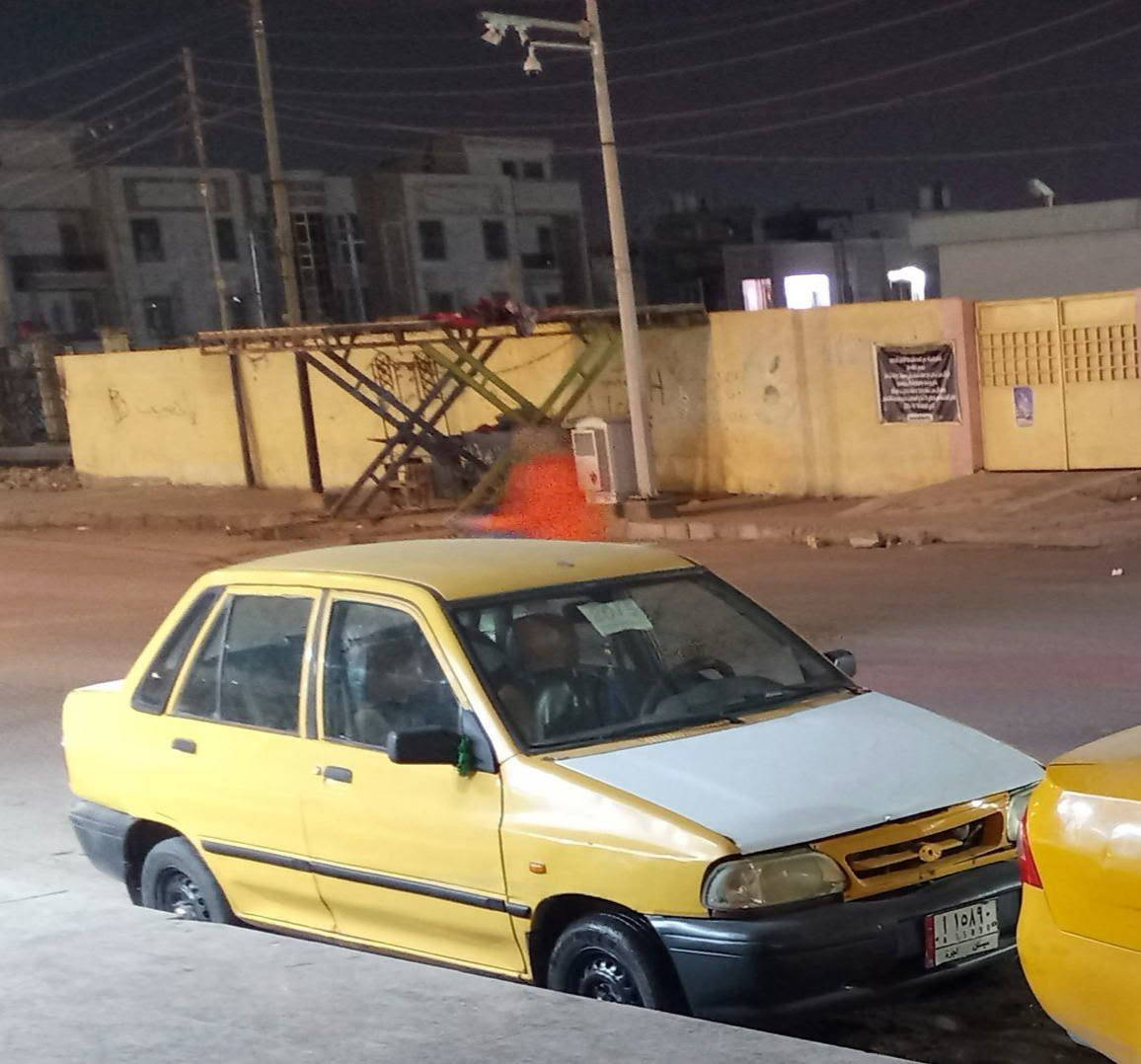 السلام عليكم سياره سايبه البيع السياره فقط مكينه كايمه سياره رعيه بل كحلاء هيه غرامات عله مشتري سنويه نافذة 2026ب شهر 2 سياره موديل 2012 بيع كوم حديد سعر 12 ورقة وبيه مجال العنوان ميسان قطاع 30 رقم الهاتف *********** فقط واساب
