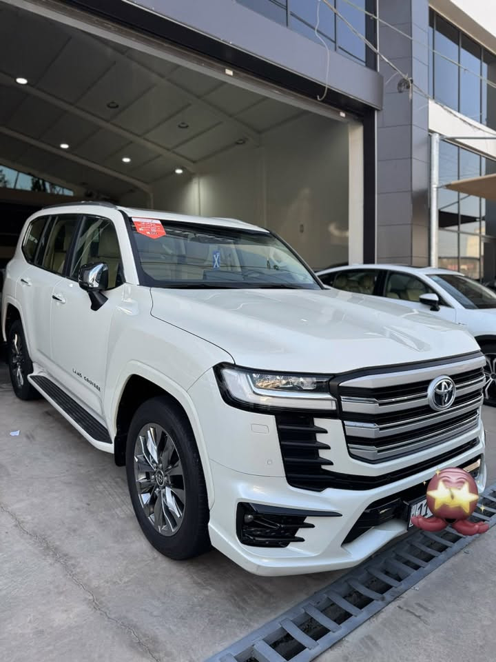 لاندكروز ٢٠٢٤ ساز vx مغلفهppf مكفوله عام ماشيه ١٨ فقط على وضع الشركة كلش جديده رقم بغداد معروفه مواصفات الvxاعلى مواصفات
السعر ٧٤٠
***********
