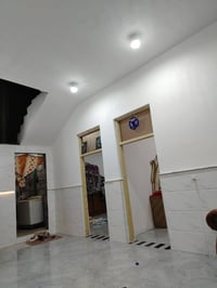 بيت للبيع • ٢٠٠م • قرب مول ابو نور