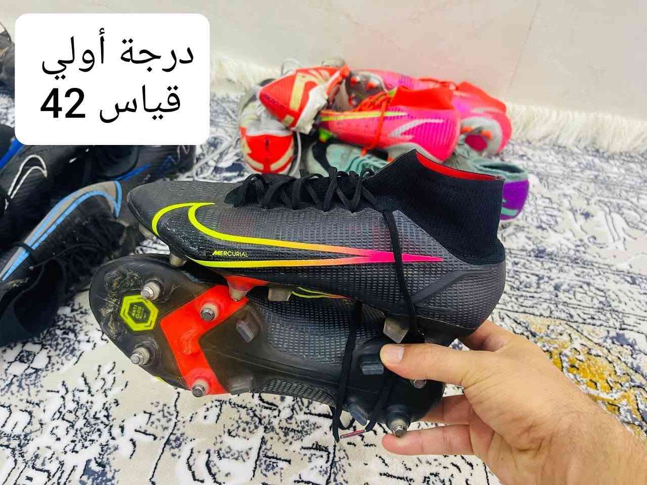 حذاء جديد • درجة أولى وثانية • مقاسات ٤٠٫٥،٤١،٤٢،٤٥