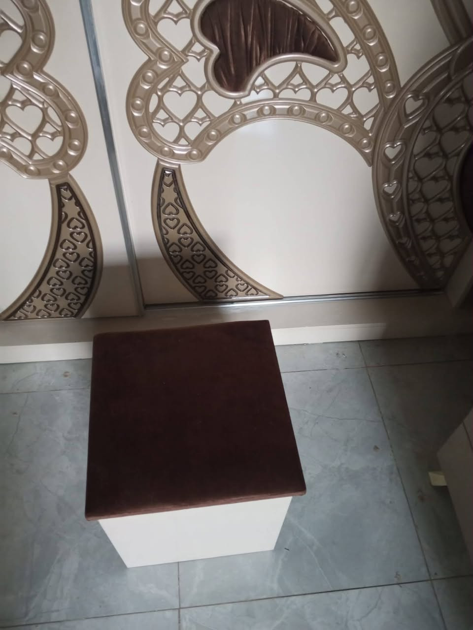 للبيع اليحب يتواصل ***********

يوجد لدينا توصيل داخل ديالى فقط

