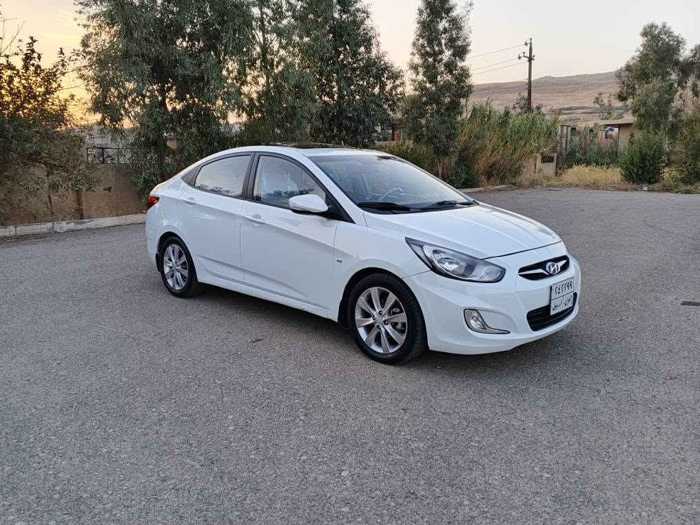 ئە کسینت مۆدیل 2012 فول مواسە فات بی بۆیاغ هیچی نییە سلایت ئە یبیئس  مە کینە ی نە کراوە تە وە سە یارە کی زۆر خاوینە هیچ نوقستانی نییە هه مو شتیکی بە شە رت سە نە وی بە سە ر نە جوە سحری 94 ژم *********** كويسينجاك, أربيل
