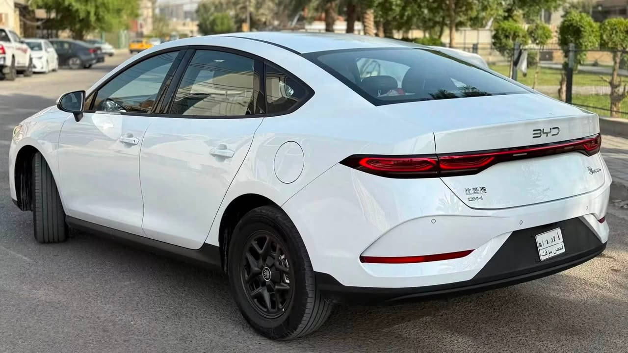 BYD QIN PLUS 2025
للبيع فقط بدون مراوس محتاج فلوس نقد

السياره ماشية 5 الف فقط 

مكفولة كفالة عامة وضعية الشركة حالها حال الزيرو بالضبط 

جميع الملحقات كاملة وياها من شاحنة وفوم ومثلث طوارى 

الداخل لون زيتوني

بعدها وضعية الزيرو 

السعر 18750 و بيها مجال بسيط 
الزيرو اليوم ب 19350 

(اخوان جيك سعر الزيرو حاليا شوفه بيش واتصل )

***********
