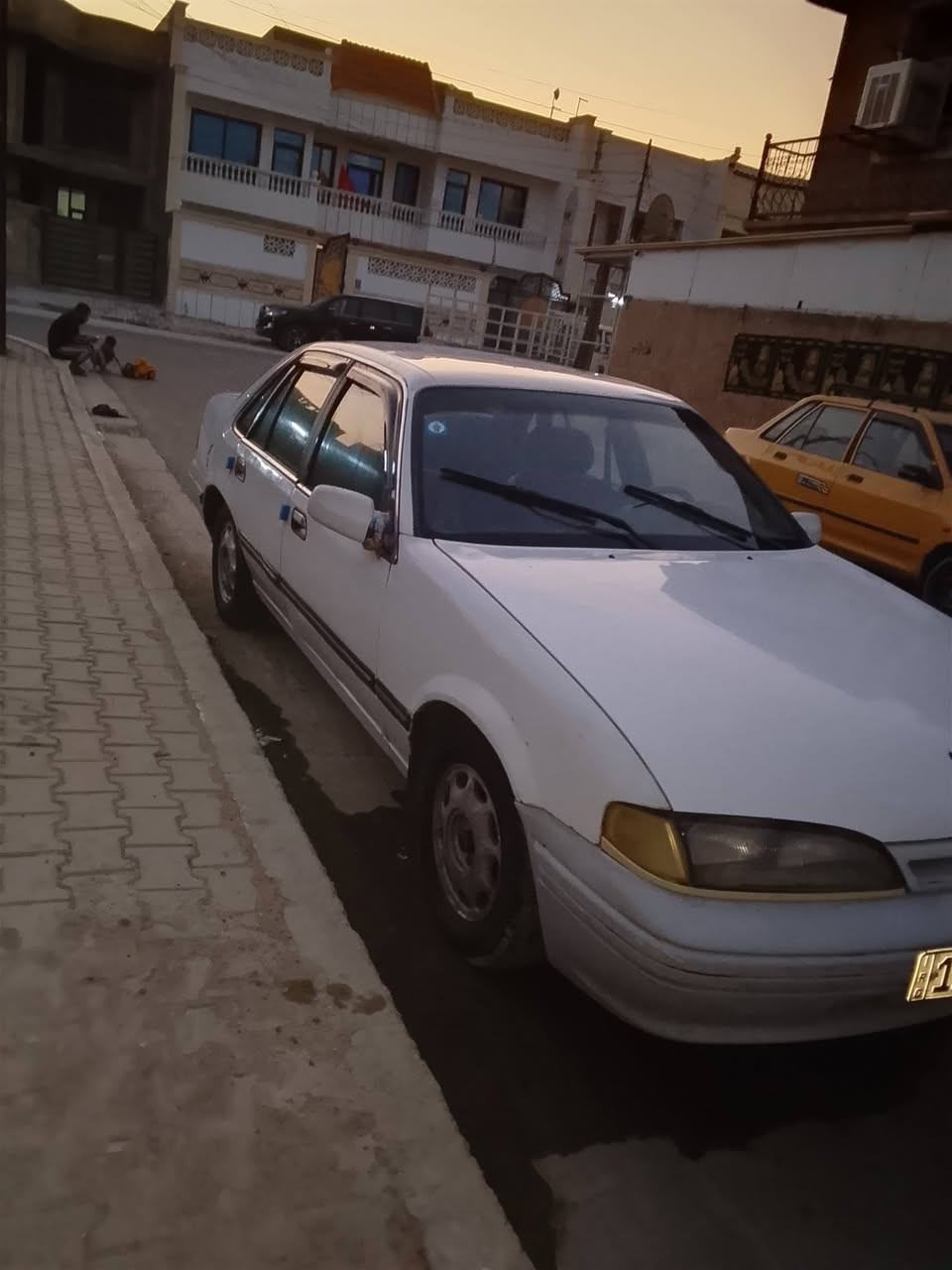 سلام عليكم برنس للبيع بيه بس مشط ستيرن مابيه اي نقص العنوان محموديه ***********
