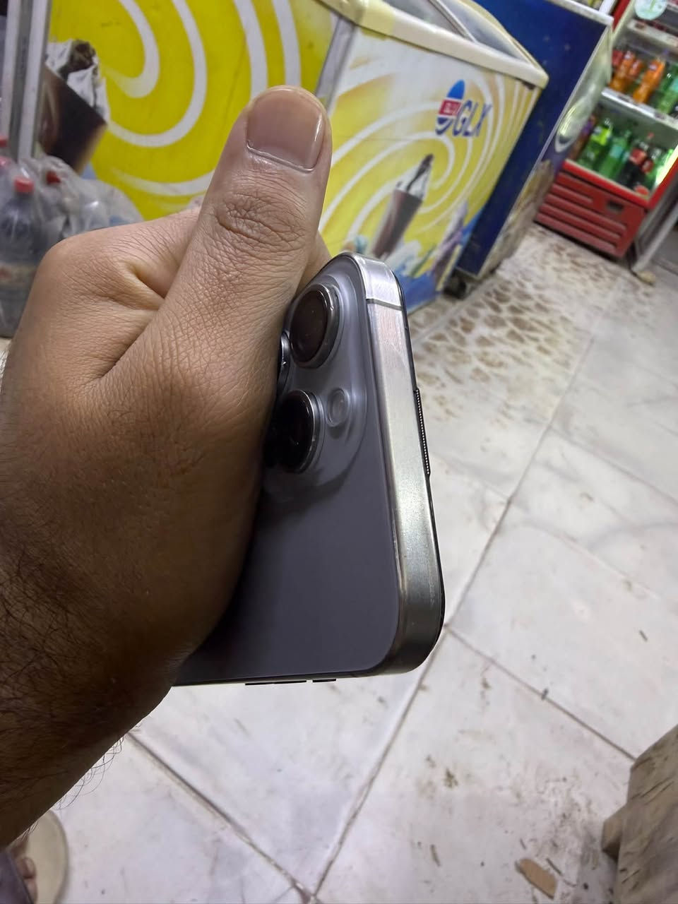 آيفون 15 برو ماكس • ذاكرة ٢٥٦ • شاشة مبدلة