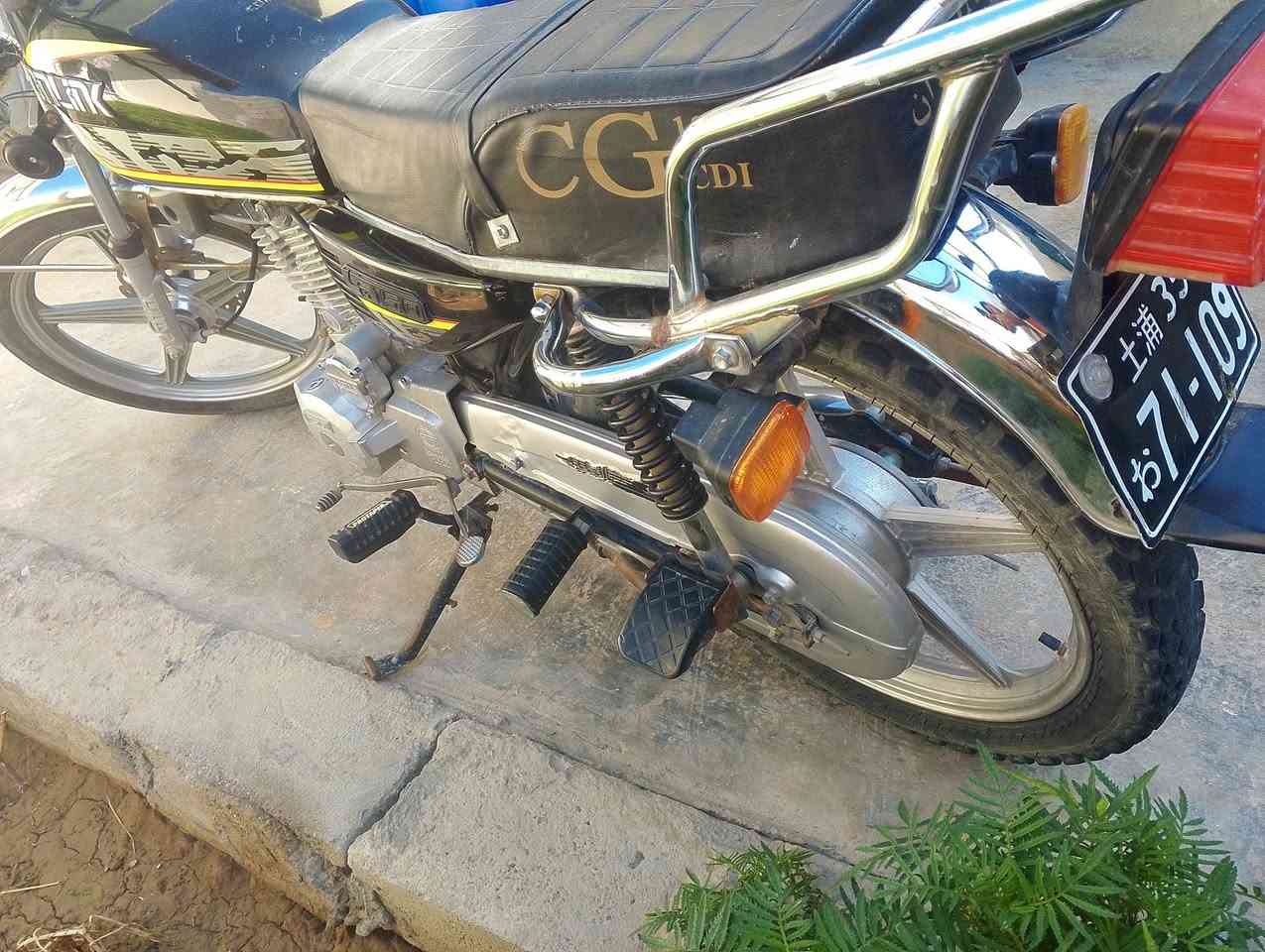 سيفان موديل 20 ب400 

مكلف بلنشر 

***********
