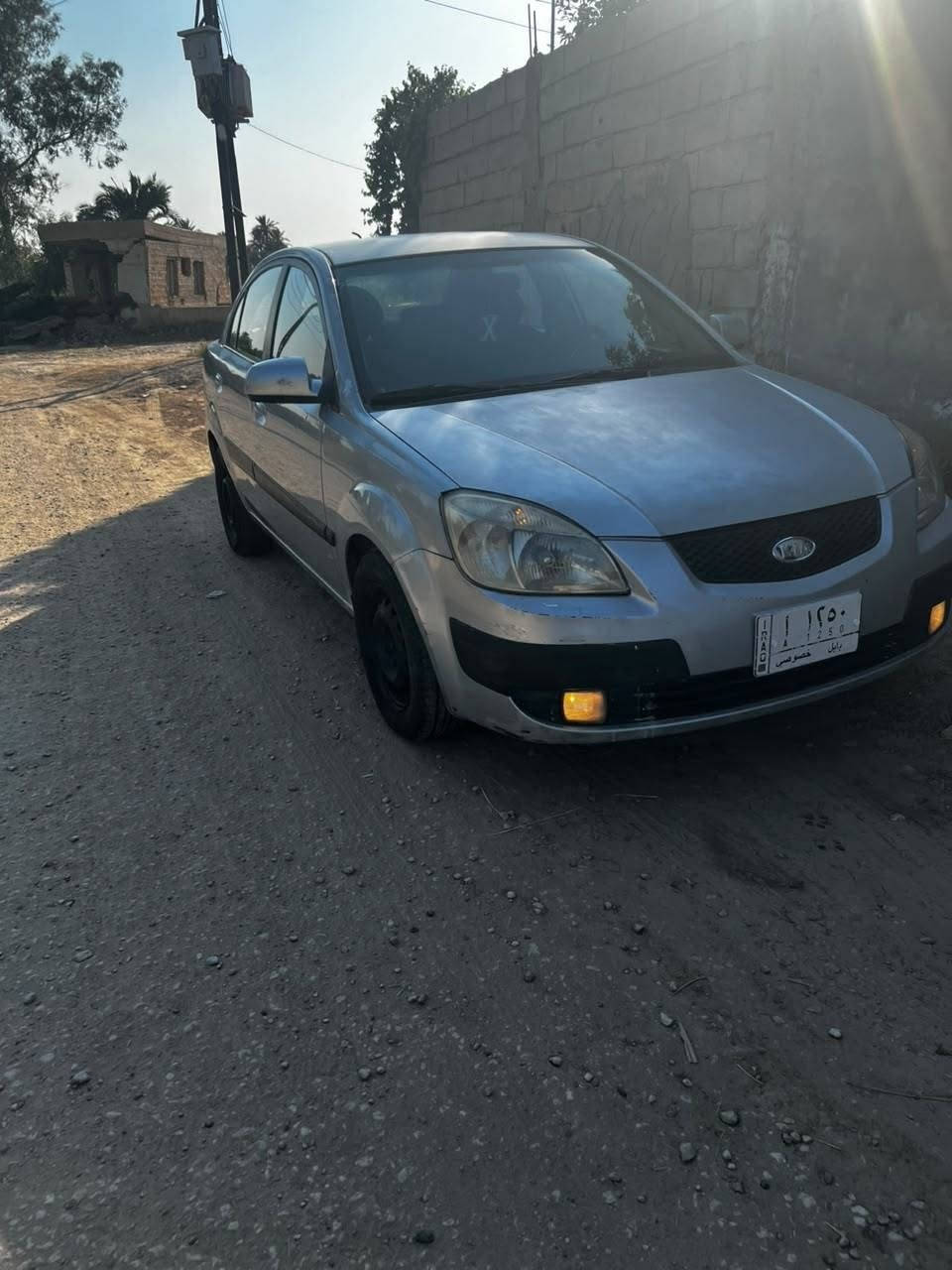 من رخصة الأدمن كيا ريو 2006 رقم بابل ميميزة ٤ أرقام سيارة جديدة مابيها نقص مال جناي كير ومحرك كفاله تخم تاير تبريد جاهزه مكينه 1600 فقط جاملغ أمامي بيها طخه بصيطه السعر 65 بيها مجال بصيط مكاني بابل قرب سيطرة الآثار رقم الهاتف ***********
