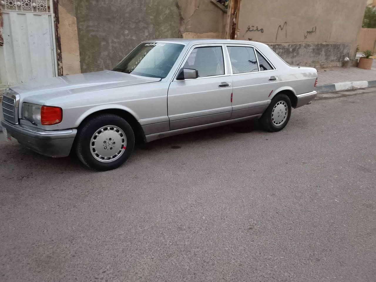 سلام عليكم مرسيدس مديل 84 مكينه ففتي جديده تبريد شغال كير بالكرتون رقم ***********ه جاهزه مكان سياره كربلاء Singapore
