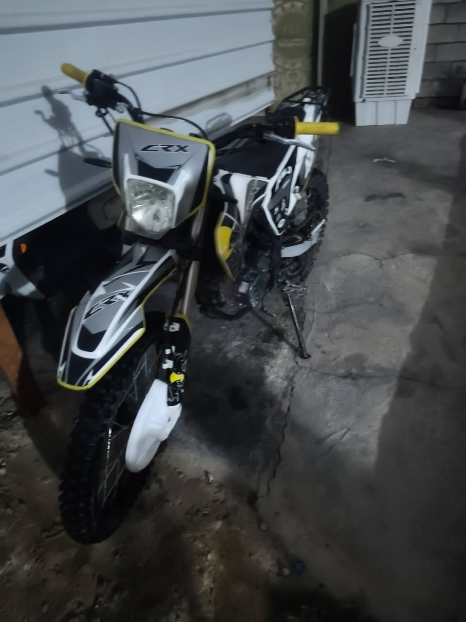 سلام عليكم قفاز crx 300cc للبيع محرك ما مفتوح شلعه ومعدل مكاني ديالى التواصل ‏‪***********‬‏
