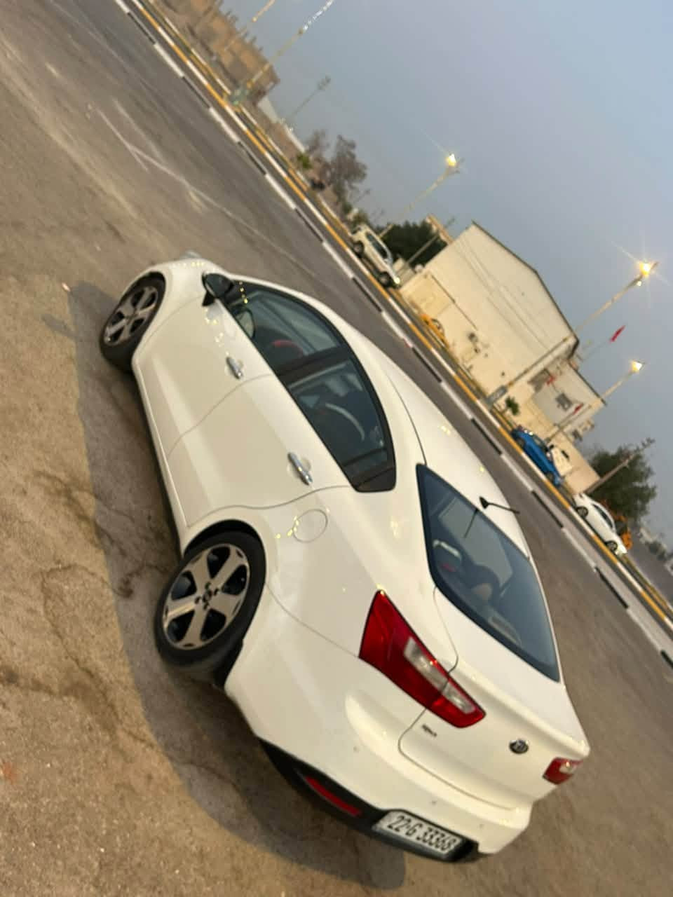 كيا ريو 2014 ❤️
مكفوله كفاله عامه 
ماشيه 138 Km 
رقم اربيل تحويل وكاله 
السعر 82 وبيه مجال 
*********** سيد رائد
