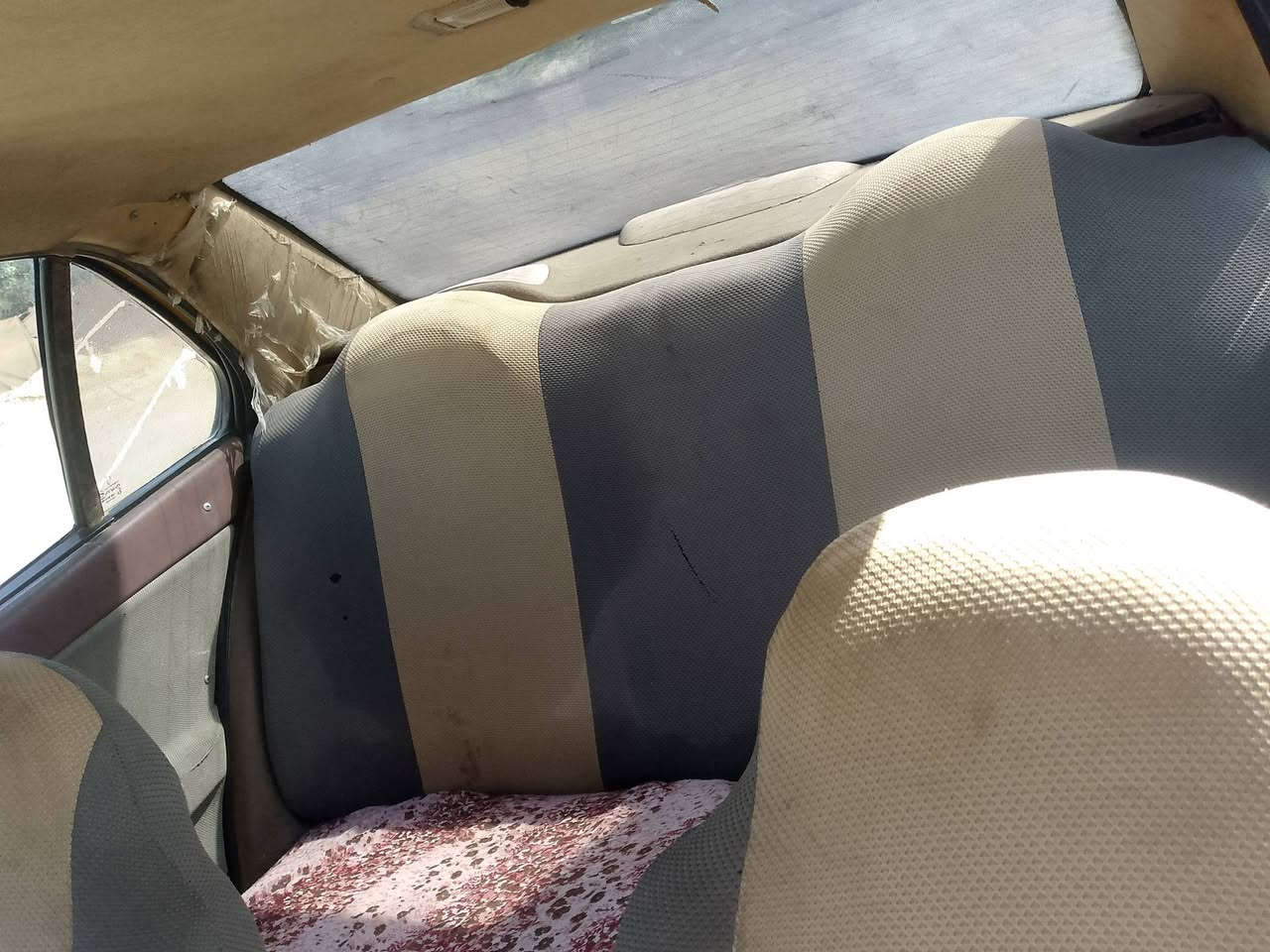 السلام عليكم سمند موديل 11 جاهزه مكينه بيه لاستيك والف دخن وتكطع كير جديد حداديه جديده سياره جاهزه مسجل اربع سماعات كهربايات شغاله ترايك 120 ابيع بدون راعي تعهد سرقه وعشاير سعرها 7اوراق مكاني نجف ***********
