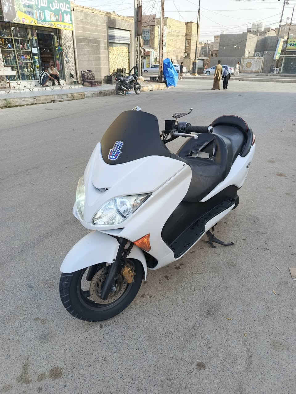فورزه 08 عميه مكينه مفتوحه فقط بستم علئ ايدي شرط لفحص شلعه معدل خرسه كهربايات كامله مابيها اي نقص سعرها 700 وبيها مجال *********** ناصريه مركز
