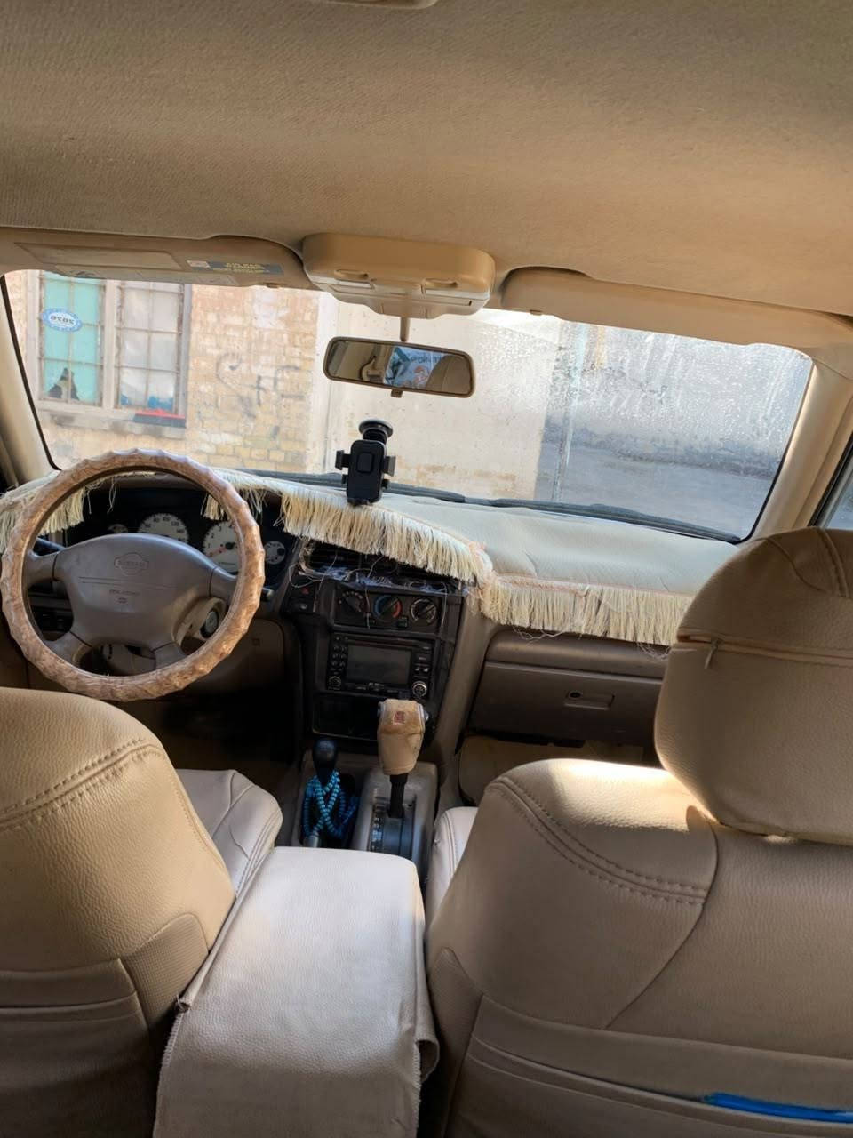 نيسان بافندر  موديل 2001 نضيفة مكفولة السعر 80 ورقه وبيها مجال 

‏‪***********‬‏

