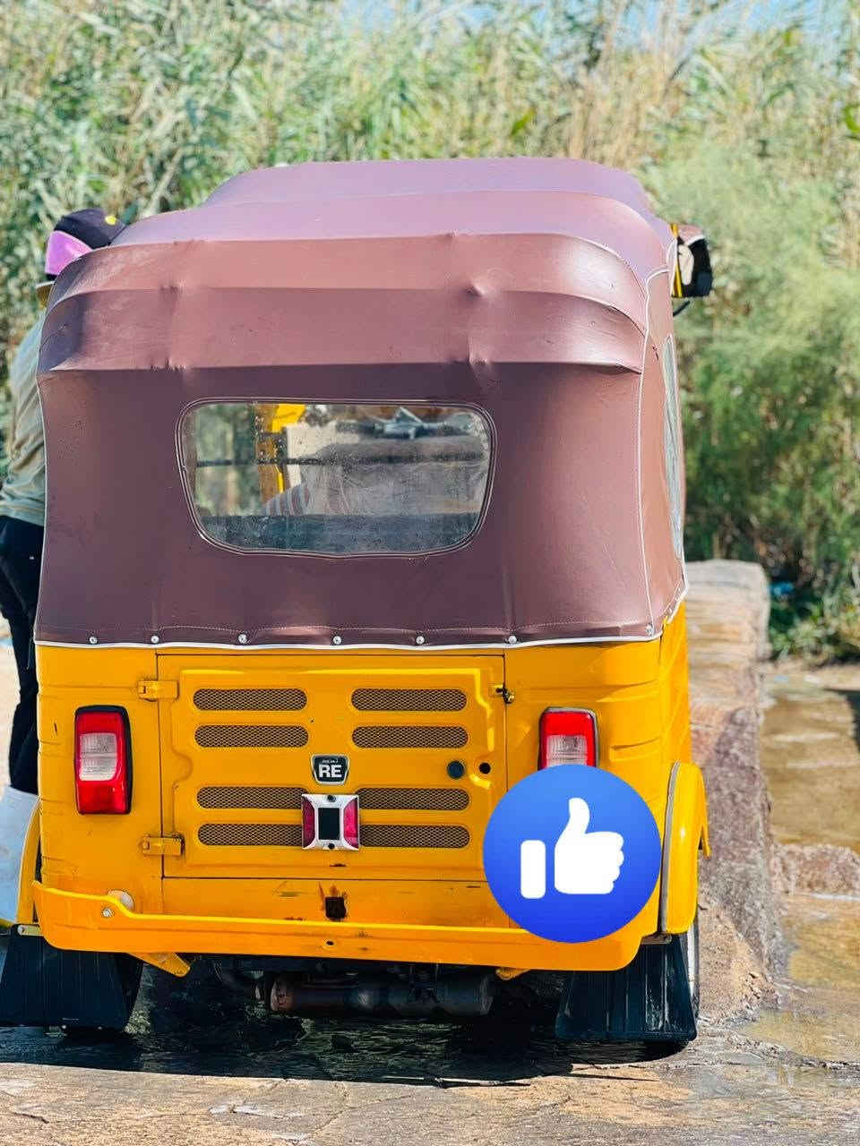 السلام عليكم 

تكتك موديل 2019 للبيع 

رقم وسنويه 

معمرها مثل ماشوف بعينك ما صابغهه

السعر 5،000 مليون وبيها مجال قليل

للأستفسار أكثر الأتصال ع الرقم التالي

***********
