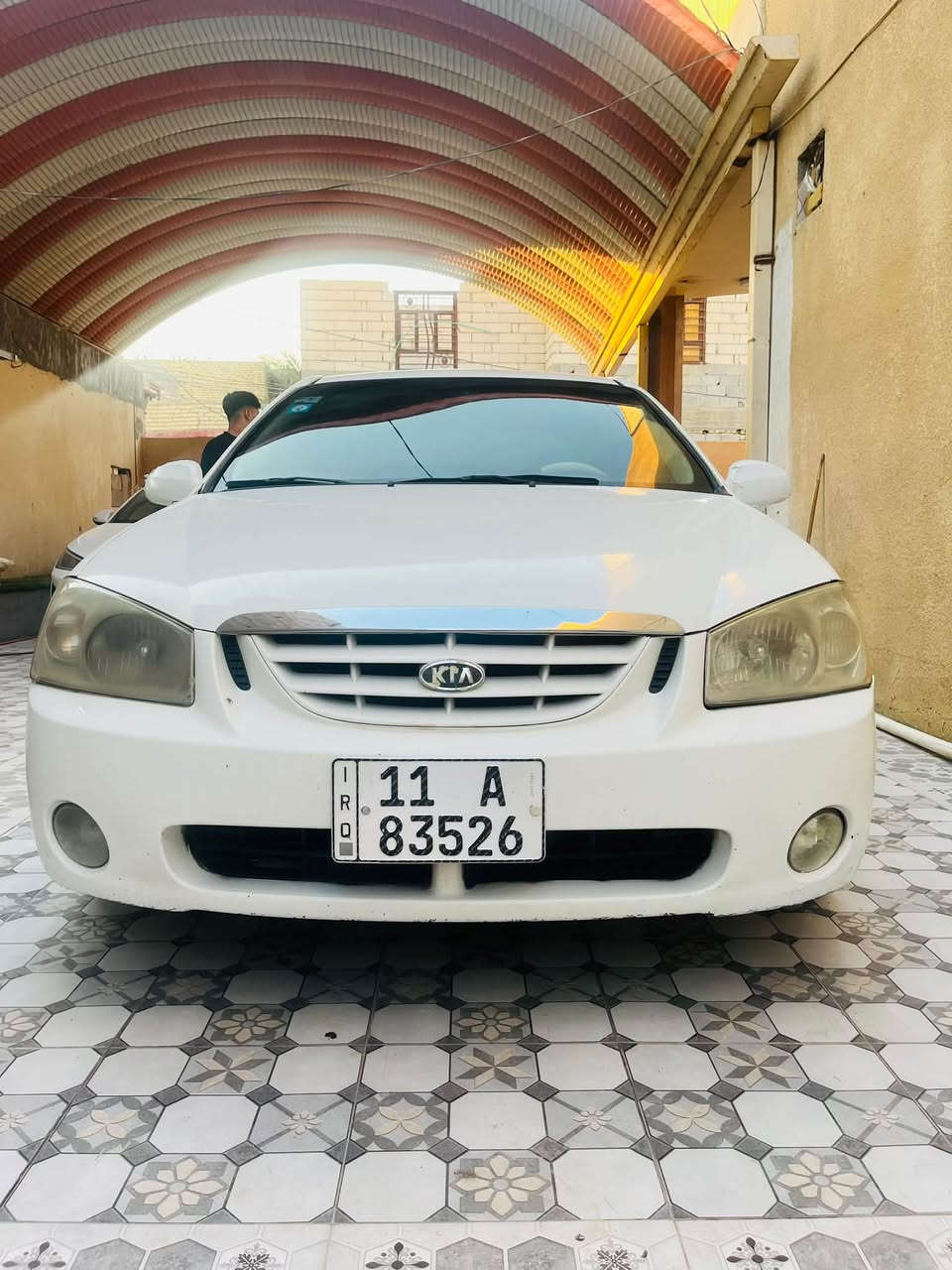 سلام عليكم سبكترا ٢٠٠٦ للبيع محرك ٢٠٠٠ رقم بغداد هزه وسنويه جديده  السياره حادثها جاملغ خلفي وبيها مكانات صبغ ابيع حزام سياره جاهزه تبريد شغال بيها نواقص بسيطه بلحداديه مكاني كربلاء السعر ٦٠ وليها مجال اتصال فقط ***********
