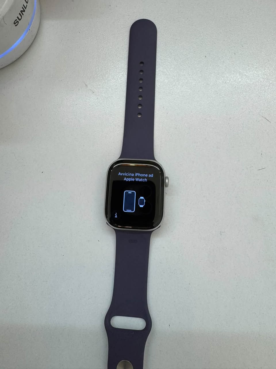 ساعة ابل جيل 11 مستخدمه اقل الشهر فقط
بطارية 100%
حجم Aluminum 46mm 
بدون كارتونه فقط الكيبل الأصلي وياها 
رايدها ب ٤٥٠ الف  وبيها مجال 
مكاني الحله 
***********
