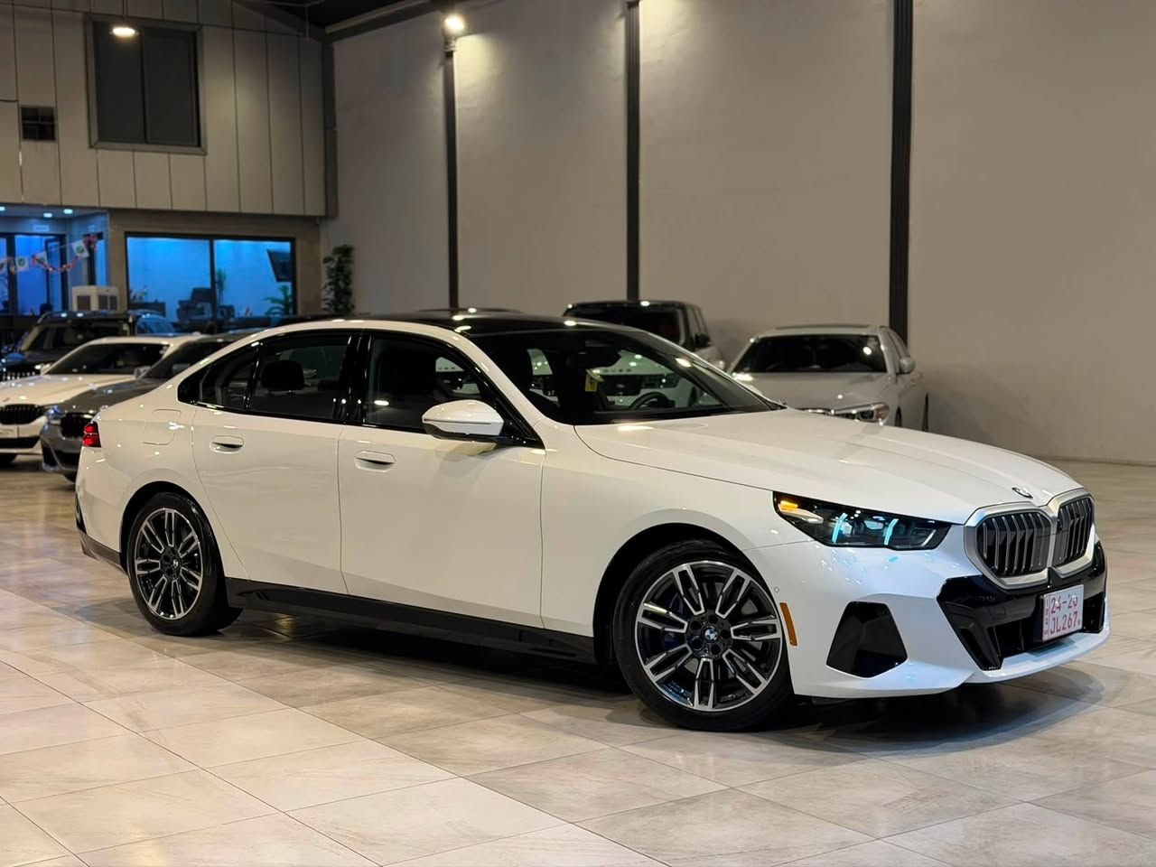 Bmw-M Pro
model 2026
کلين تايتل
مواصەفات
پانۆراما
داتاشۆ
5کاميرە
کوشين سارد-گەرم
ماشی-17000mi
سعر-58500$
***********

