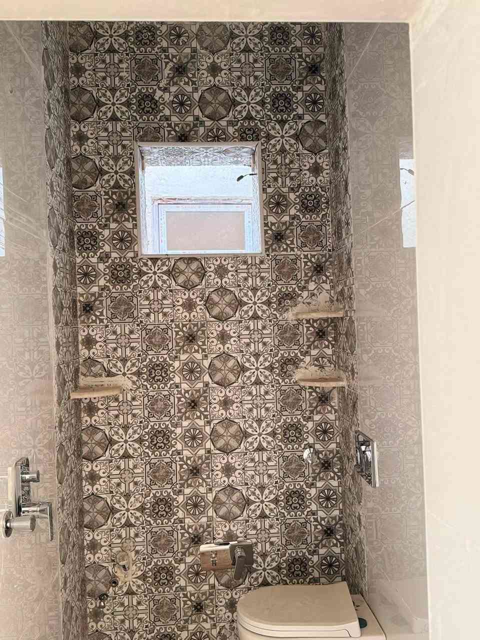 سلام عليكم خلفه سيراميك مرمر وكرانيت وبور سلين ولوح وبايات درج متفرغ حاليآ  فقط داخل كربلاء اتصل وخادم ***********
***********تحب تشوف الشغل  راسلني واتساب
