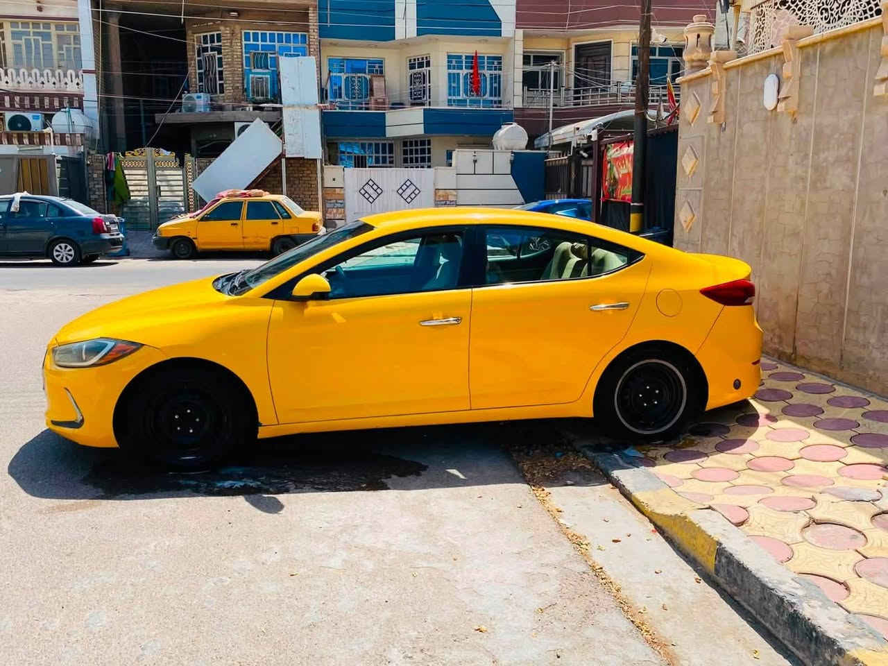 السلام عليكم
النترا موديل ٢٠١٧ وارد امريكي حادثها مقدمة البنيد فقط بدون اي داخل شرط السونر السياره صبغه اولى ممعيوده ليبل واحد بدون تبديل السياره بيها منظومة غاز درجة اولى محرك 2000 دوش رقم بغداد تحويل ثاني يوم مصفره هيئة وغرامات  للاستفسار الاتصال 
متوازي لبيع غيم مالت الله وخذ مكلف بلنشر ***********
