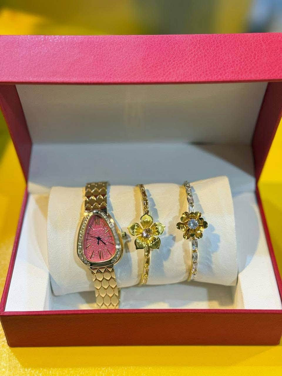 ✨⌚ أحدث الساعات النسائية وصلت الآن! ⌚✨

إذا تبحث عن الأناقة والجودة في نفس الوقت، مجموعتنا من الساعات تناسب كل الأذواق 💫
تصاميم عصرية، ألوان جذابة، وماركات مميزة… خلي وقتك دايمًا يلمع بإطلالتك 🌟

🎁 مناسبة للهدايا الراقية وللاستخدام اليومي
💎 جودة عالية بأسعار مناسبة

📍 العنوان: كوت حي جهاد نهاية شارع صبر
🏬 اسم المكتبة: مكتبة الولاية
📞 رقم الهاتف: ***********

📩 للحجز والاستفسار راسلنا على الخاص
لا تفوّت الفرصة وخلي ساعتك تحكي عنك
