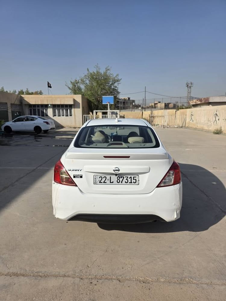 السلام عليكم 
نيسان سني هندي موديل ٢٠٢٤ 
ماشية ٤٦ الف حقيقي 
رقم اربيل باسم شركة تحويل او وكالة 
بيه بارد بسيط والدعاميات فقط مصبوغة والمكينة مفتوحة لا تبخير ولا تنقيص ولا صرف كلشي مابيه السيارة عليه ادامة كاملة والسيارة خير من الله  وعندي سونر للسيارة 
السعر ١١٠ ورقة وبيه مجال بسيط 
مكانة بغداد حي البنوك 
***********
*********** بغداد, العراق
