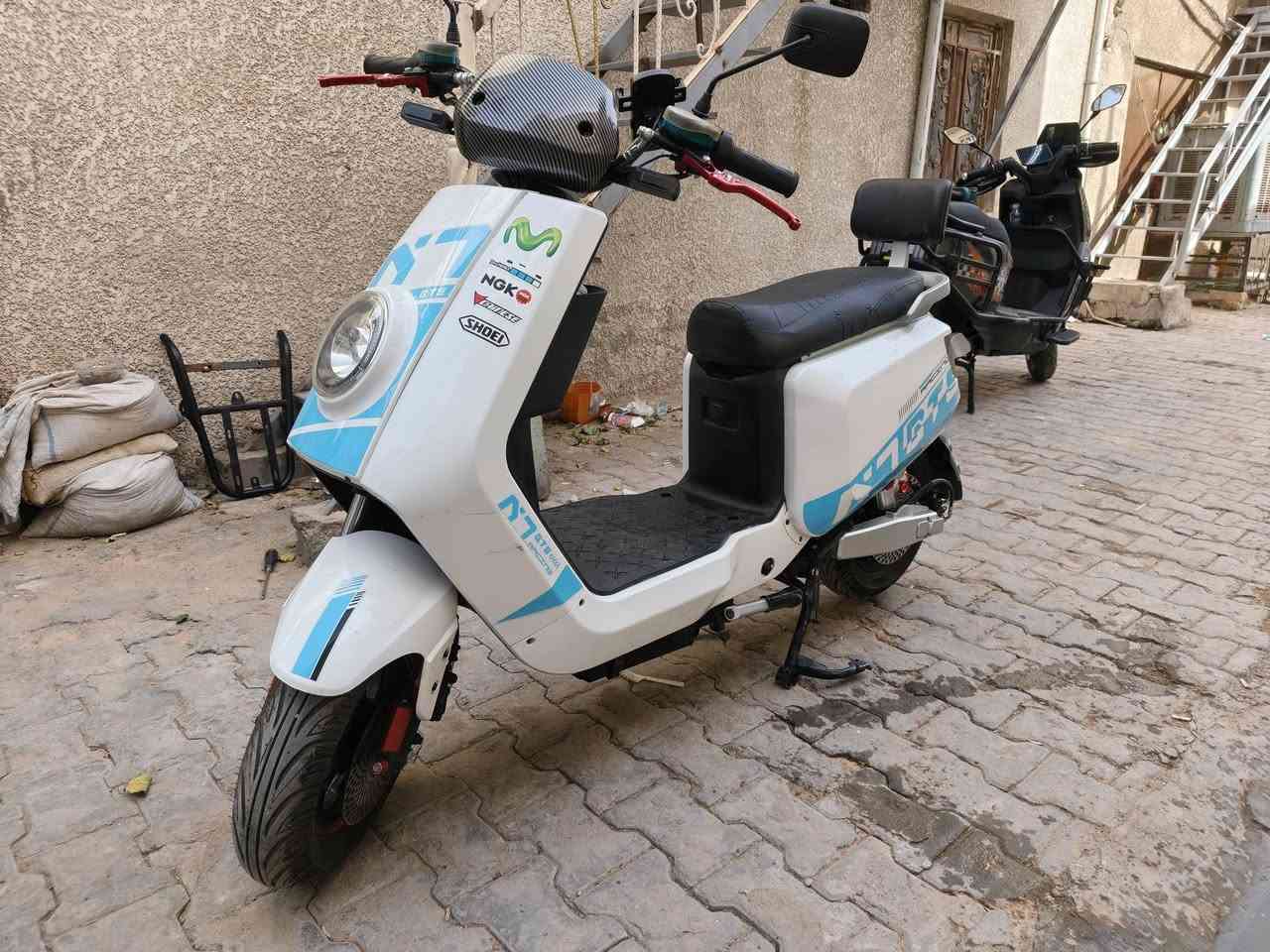 دراجه شحن
6 بطاريات سرعه 70 ملف 2000 سويجين وبصمتين شكل رياضي ويل ويدات دبلات و عنبار وجاملغ خلفي رياضي ستيرن كاربون فايبر قاعدة موبايل mb3 بلوتوث مشتريها بشهر الثالث مشايه اقل الالف الشراي يتصل مكاني بغداد الحريه ***********
