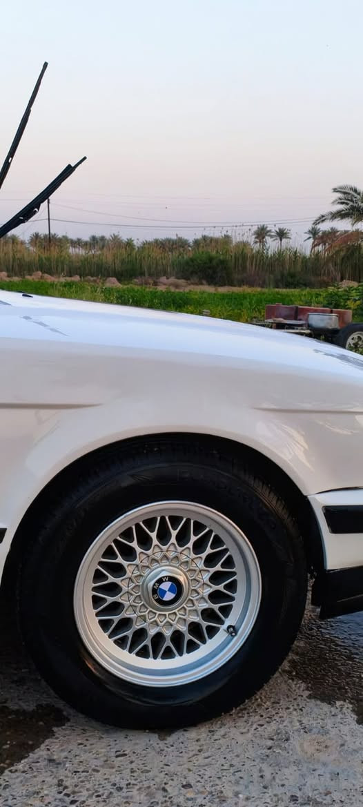 بي ام ٥٢٥ • ١٩٩٣ • كفالة عام