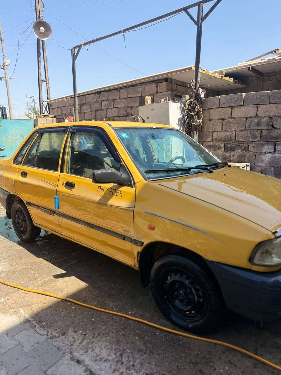 سلام عليكم سايبا للبيع موديل ٢٠١١ سياره بسمي تحويل ثاني يوم رقم نكليزي جديد سنويه جديده مصفره هيئة تخم تاير كشر بلادي صدر جديد كير مكينه خير من الله العنوان الدوره حي المعلمين *********** سعر ٢٣ وبيه مجال حك الجيه
