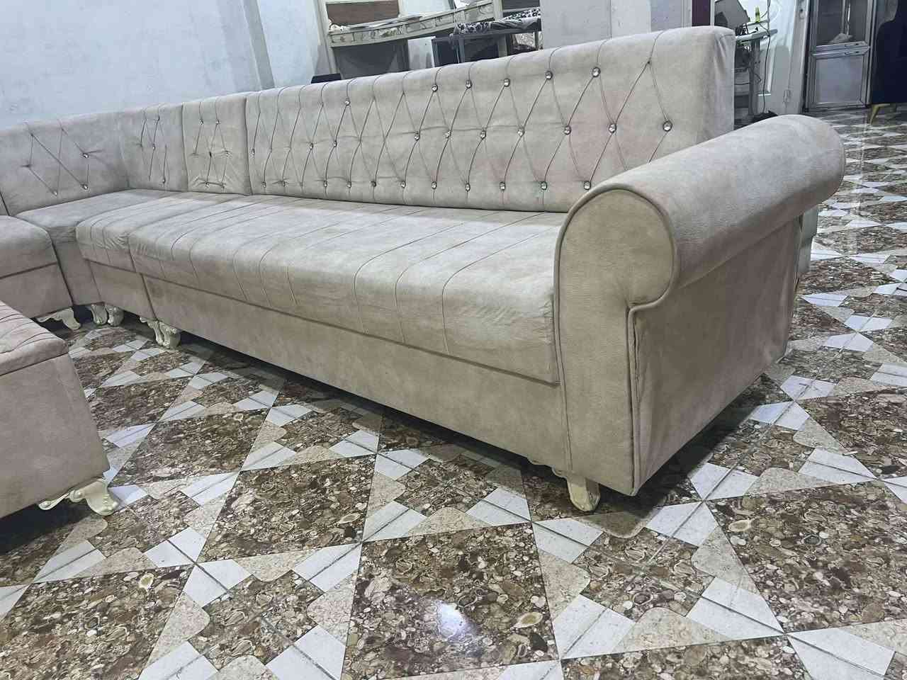كنب • ١٠ نفرية • للبيع