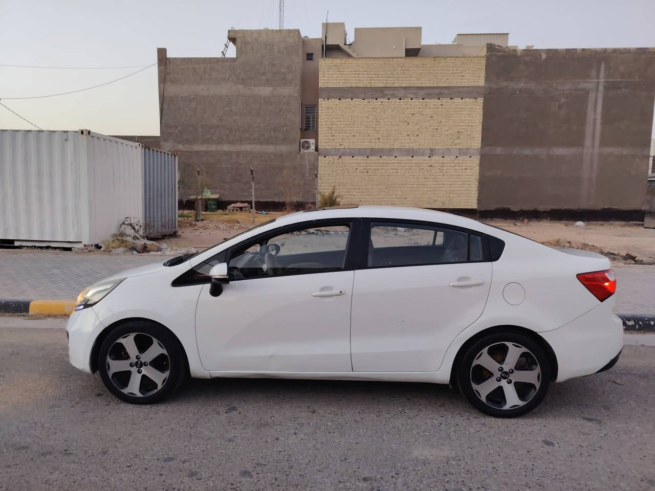 💢 كفاله عامه بدون كص
كيا ريو 2016 خليجي محرك 1600 المرغوب فول مواصفات ، متؤمة وجاهزة
السياره خير من الله جاهزة من كل النواحي ما عوزها نقص كير محرك كشر كله كفاله عده كم طخطخه بسيطه
السعر 47 وبيها مجال مكاني كربلاء
للاستفسار
 ***********
