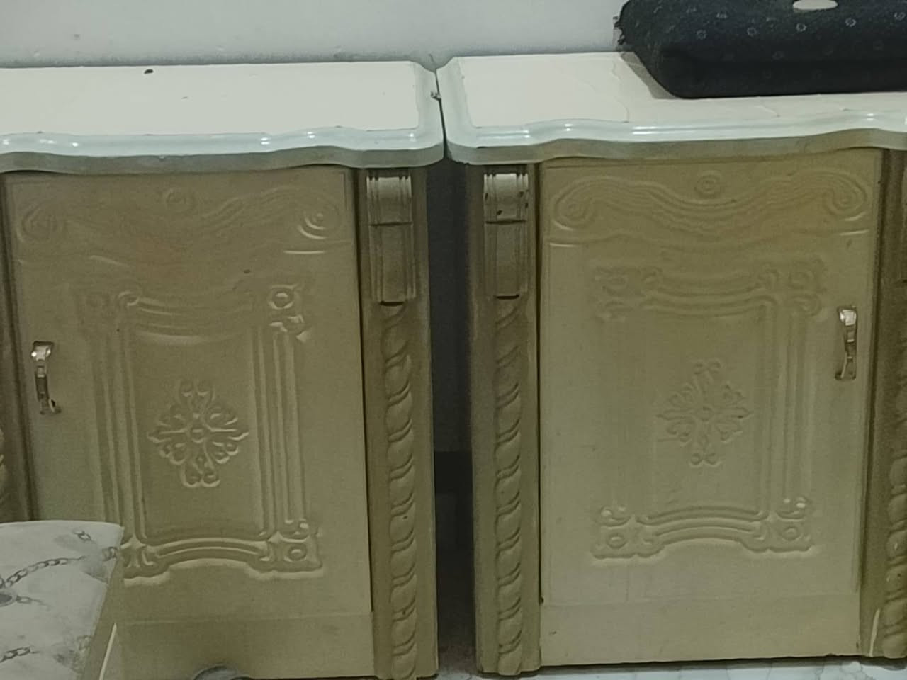 السلام عليكم غرفه صاج عراقي للبيع السعر خمسميه وممسين وبيها مجال الناصريه مركز الرقم ***********
