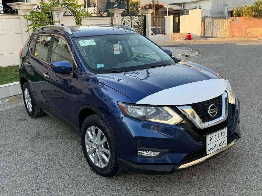 للبيع سيارة نيسان روج موديل ٢٠١٩ أمريكي فول مواصفات ما عدا الفتحة سيارة أخت كلين بيها جالملغ خلفي شبر صبغ او اقل بدون ايرباك و بدون دواخل بجم كبس سيارة جديدة كير و محرك مكفول و ما مفتوح سيارة ماشية ٩٠ ألف حقيقي و سنوية بسمي سيارة ربع دينار مصرف مابي شرط سونار 
مواصفات 
بلاجكتور 
لايتات زينون امامي و خلفي + AUTO 
ويل كروم
إشارة بالمراية 
حساس
بصمة أبواب + صندوق + تشغيل 
رادار ٣٦٠ درجة + تحديد مسار + نقطة عمياء 
شاشة + كامرة + GPS 
شاشة اعطال
صندوق شفط (كهربائي)
كشن كهرباء + هيتر 
كشنات خلفية متحرك 
تحكم ستيرن + تحديد سرعة 
تبريد لمس (AUTO)
أنظمة قيادة Normal + Eco + Sport 
تحكم بالأضواء الداخلية 
محرك ٤ سلندر ٢.٥ المرغوب بدون تيربو
و بعد مواصفات هواية مكان سيارة كركوك سعر ١٤٢ و بي مجال بسيط رقم موبايل *********** كركوك, العراق
