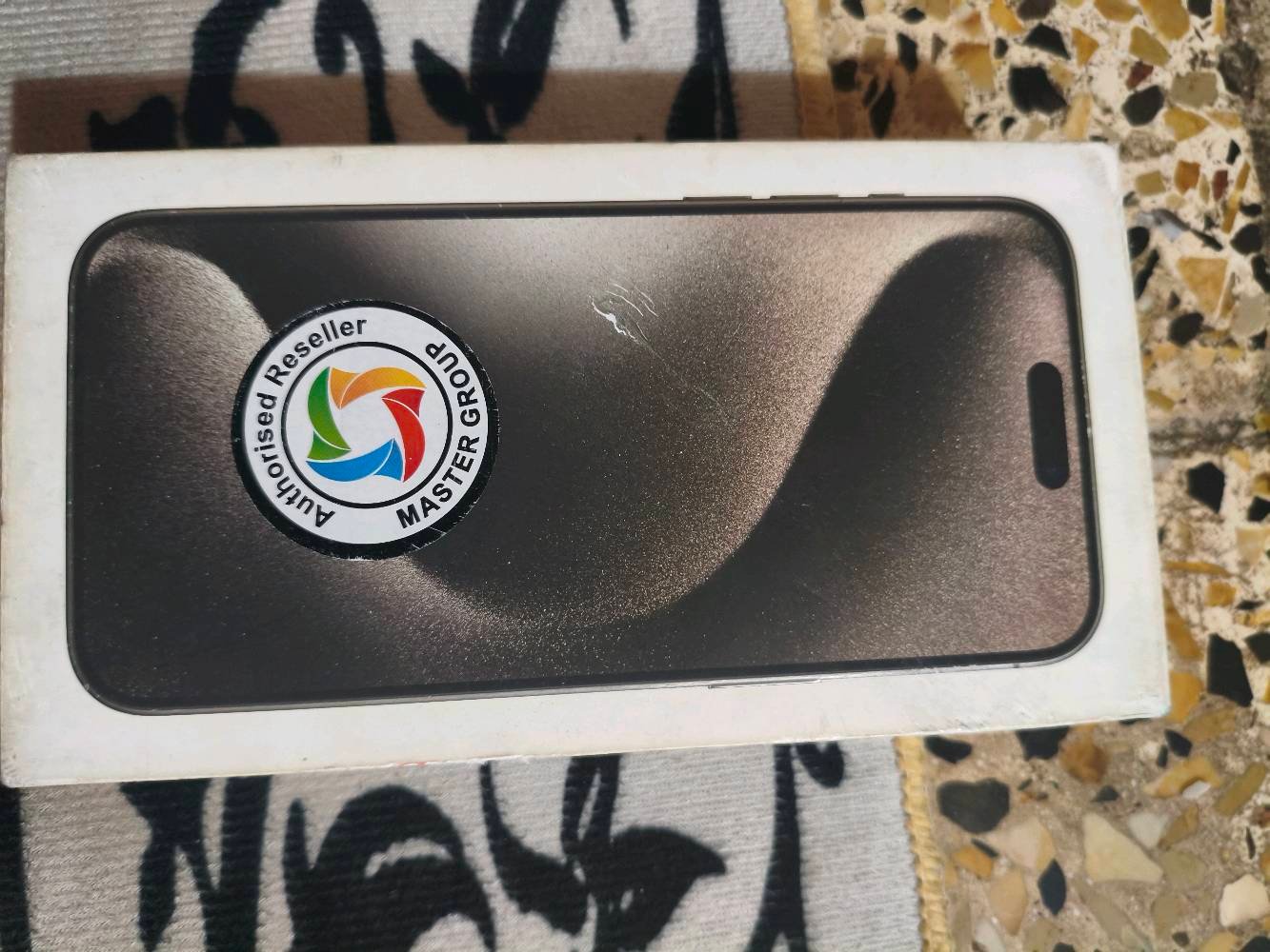 سلام عليكم ايفون 15 برو ماكس ماستر شرق أوسط نضيف كامل ملحقات بغداد مدينه صدر قطاع 12 رقمي *********** مليون 50 وبي مجال