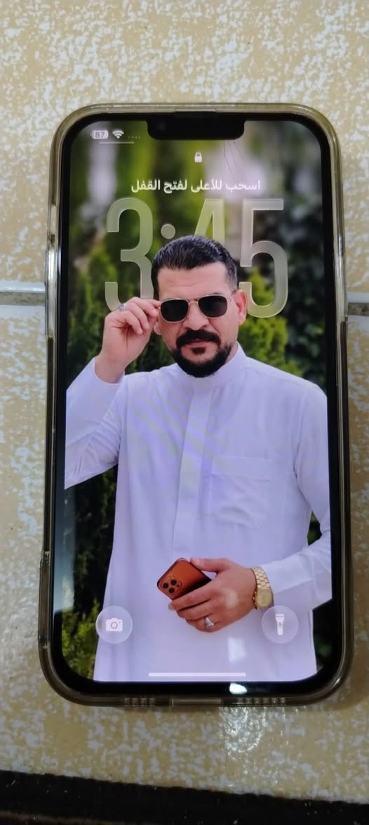 السلام عليكم ايفون 13برو ماكس ذاكره 512 بطاريه 77مبدل شاشه اصليه بي فطر بالكلاس ما مبين وما ماثر نضافه فول مال بيت السعر  450المكان بغداد الحسينيه ***********
