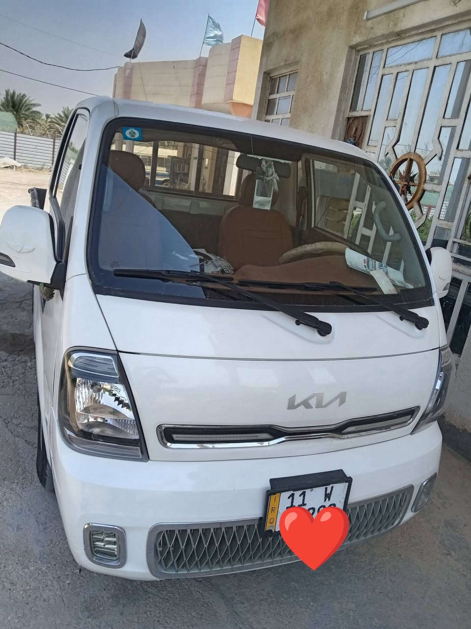 السلام عليكم كيا حمل لبيع او مراوس موديل ٢٠٢٢ سيار حلوه جديده رقم بغداد سنويه مجدده ٢٠٣١ تبريد ثلج سبير الشركه مانزل ماشيه ١٣٠ سياره الشكل الجديد محرك مكفول السياره بيه سونار موضح في الصوره ملاحضه ترهم مراوس حسب القناعه مكان السياره واسط الصويره الاستفسار على الرقم ***********
