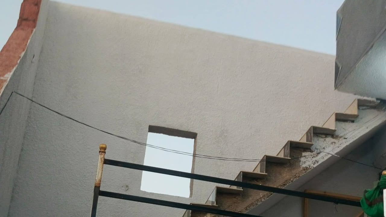 اللقمانيه • ١٢٤م • طابو صرف','طابقين','ركن','سيراميك','استقبال كبير','...