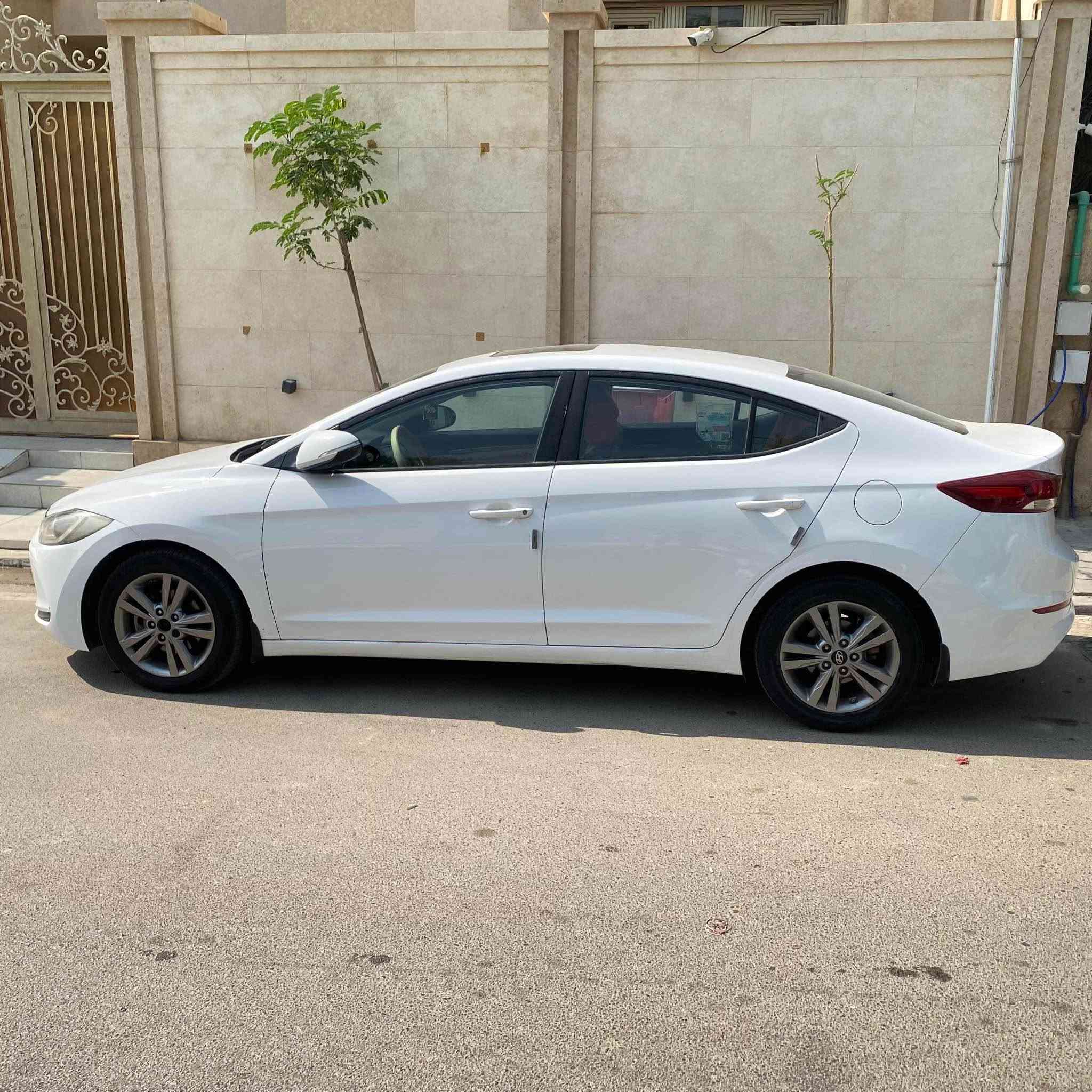 النترا ٢٠١٧ • مكينة ٢٠٠٠ • مكفولة