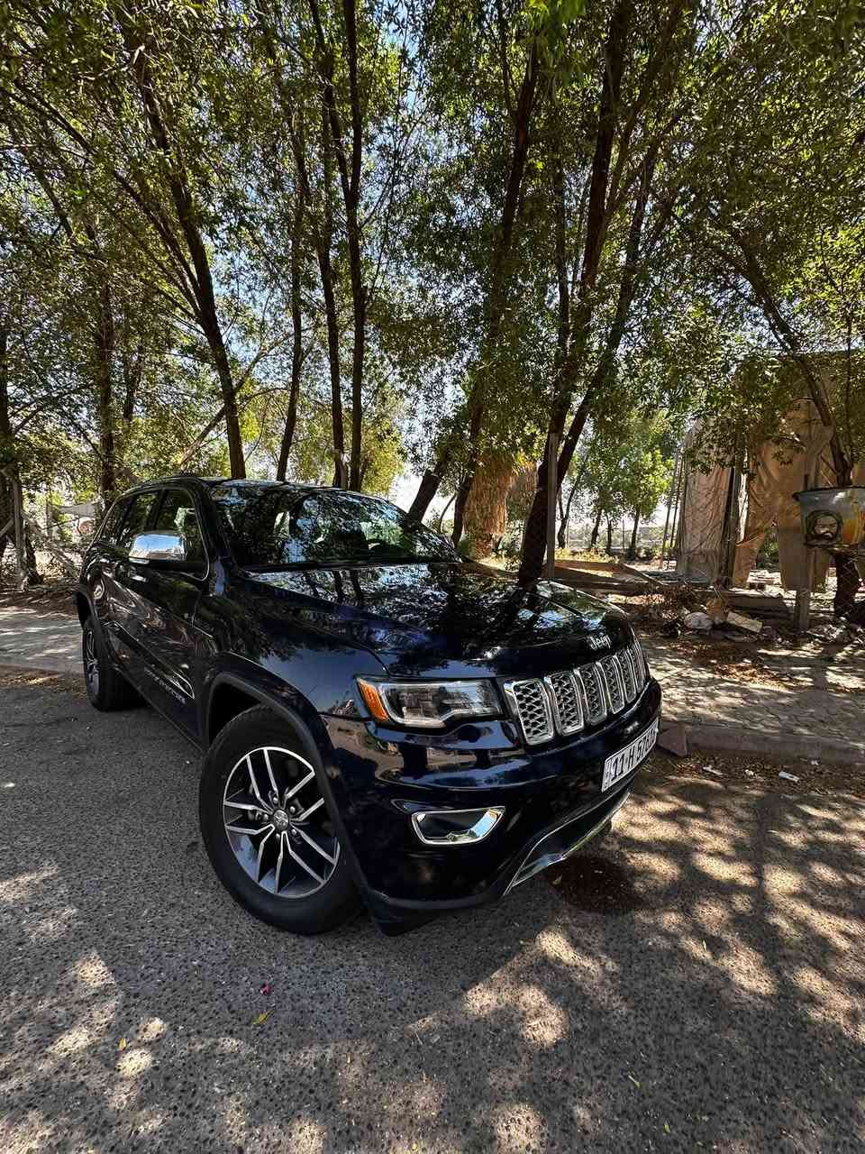 كراند شيروكي لمتد • ٢٠١٨ • HEMI ٥.٧