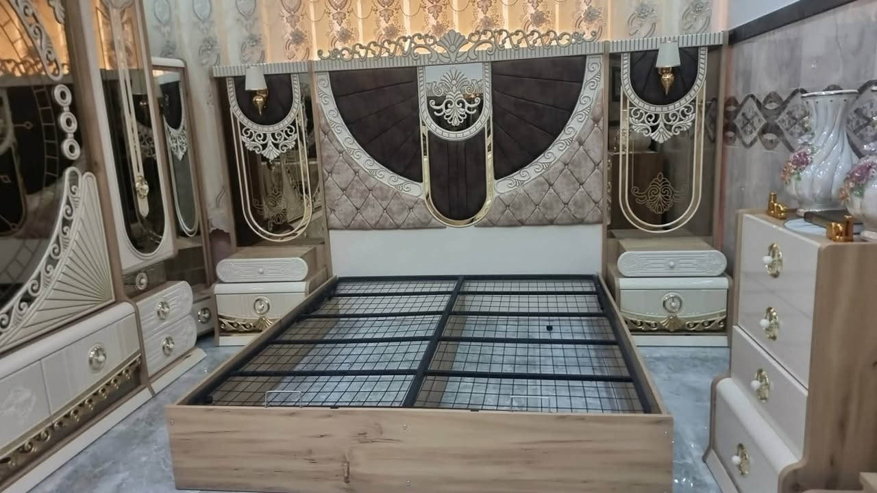 لبيع غرف نوم ١١ قطع 
نضيفي ستعمال قليل 
مليوان 850
رقم تلفوان ***********
