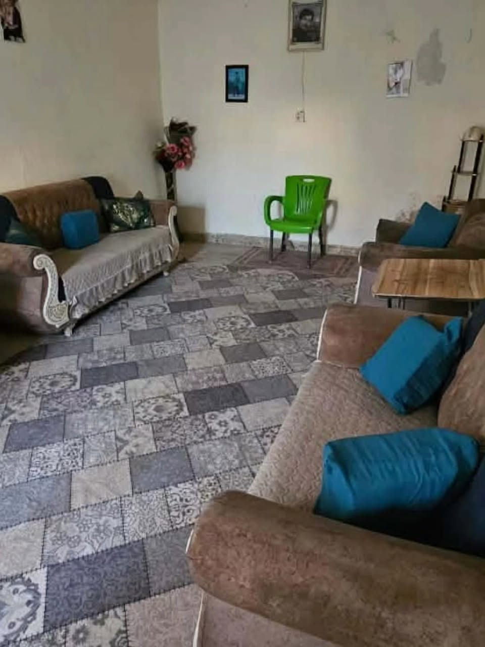 .🛑 بيت  للبيع 🛑 
المنطقة : الجلبية  🚩
اقرب نقطه داله :  خلف كوفي ابو عبد 2
ثالث بيت عن الشارع الرئيسي

المساحه :  200✅   واجهة 10 

.............
يعتبر عرصة البيت موجر 
يحتوي على غرفتين صالة استقبال 

للاستفسار
     مراجعة مكتب رسول الناصري للعقار
الديوانية . شارع ستين مقابل صيدلية كبسولة
 للمعلومات ولمزيد من التفاصيل ⬇️
       مراسلة الصفحة  
      ارقام الاتصال 

***********
***********
