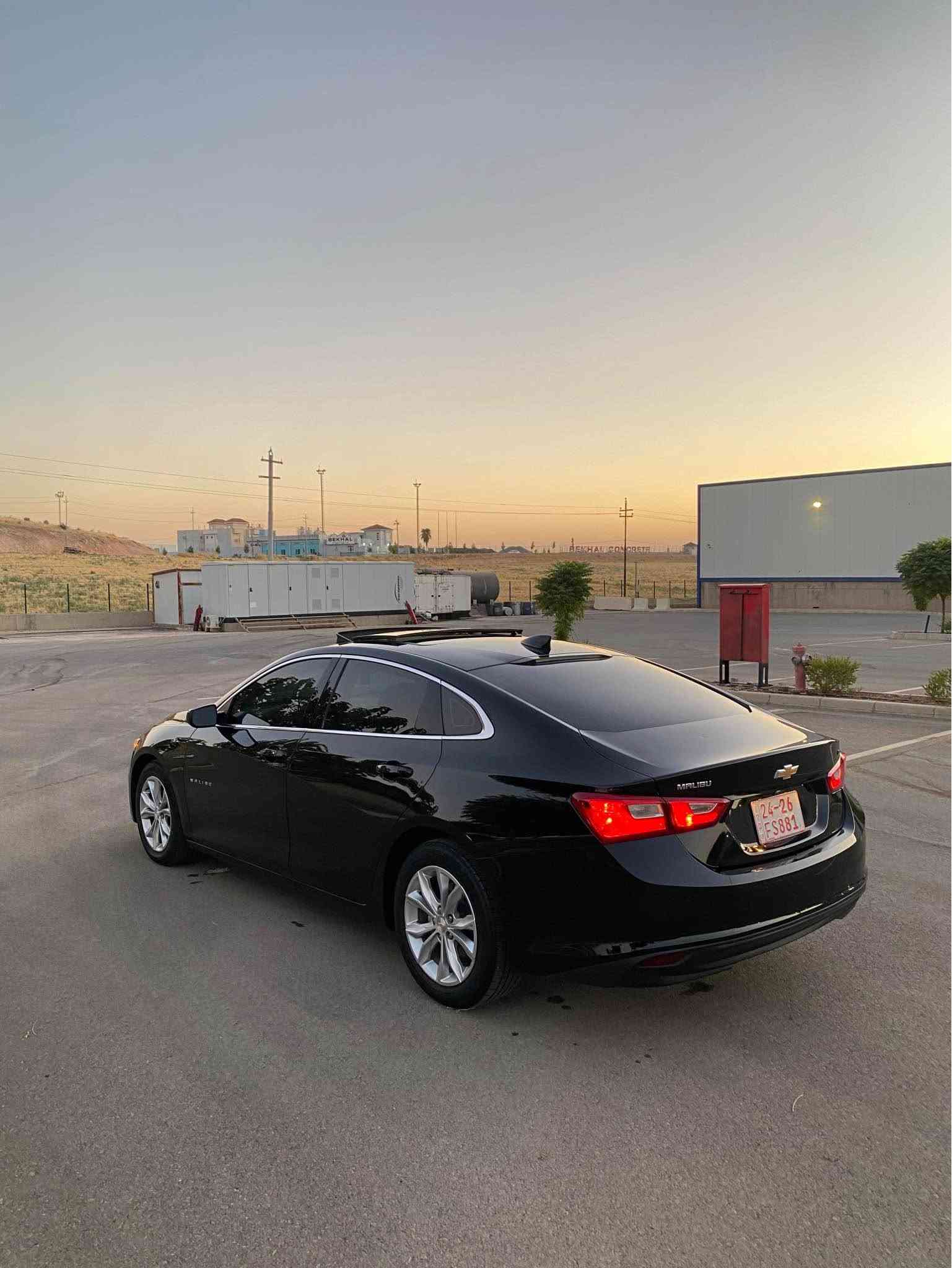 Chevrolet Malibu 2024 LT 🖤🔥

فول فول مواصفات 
الموديل: 2024
الفئة: LT
المحرك: 1.5 لتر تيربو، 4 سلندر
القوة: 163 حصان
الشاشة: لمس 8 إنچ
فتحة بانوراما
كاميرا خلفية
حساسات ركن خلفية
تشغيل بصمة + تشغيل زر
تشغيل عن بُعد
مثبت سرعة
تكييف أوتوماتيك
مقاعد أمامية مدفأة
مرايا كهربائية قابلة للطي والتعديل ومدفأة
إضاءة نهارية LED
نظام المحافظة على المسار
تحذير الاصطدام الأمامي
فرملة طوارئ أوتوماتيكية
تحذير المشاة أمام السيارة
مثبت مسافة الأمان
إضاءة عالية أوتوماتيكية
نظام مراقبة ضغط الإطارات
نظام ثبات إلكتروني

سيارة ب سعر بلاش بلاشش فول مواصفات 
فتحة بانوراما 
سيارة ماشية ٥٦ ميل تقريباً 
لون أسود القطران 
ضررها جاملوغ و ربع بونيد صبغ بدون نقطة دواخل 
سعرها 118$ ورقـــة و مجال خفيف 🔥
للأستفسار اتصل على هذا الرقم 
كورك-واتساب 
*********** سميل, دهوك
