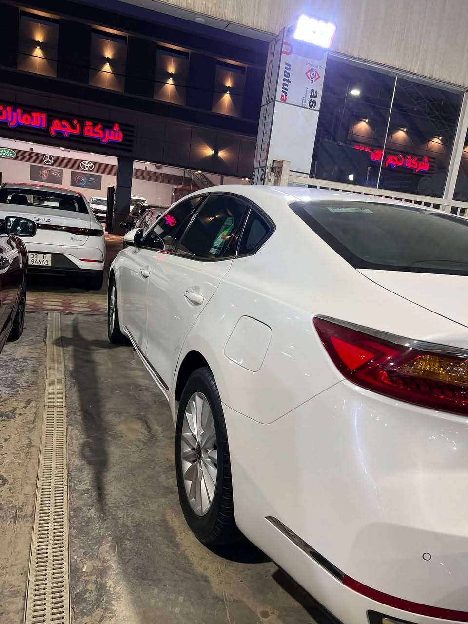 للبيع كادنزا 18 خليجي بيها باب صبغ فقط والباقي كفاله رقم سليمانيه باسمي مكان السياره بابل محرك سته سلندر للاستفسار اكثر اتصل ***********
