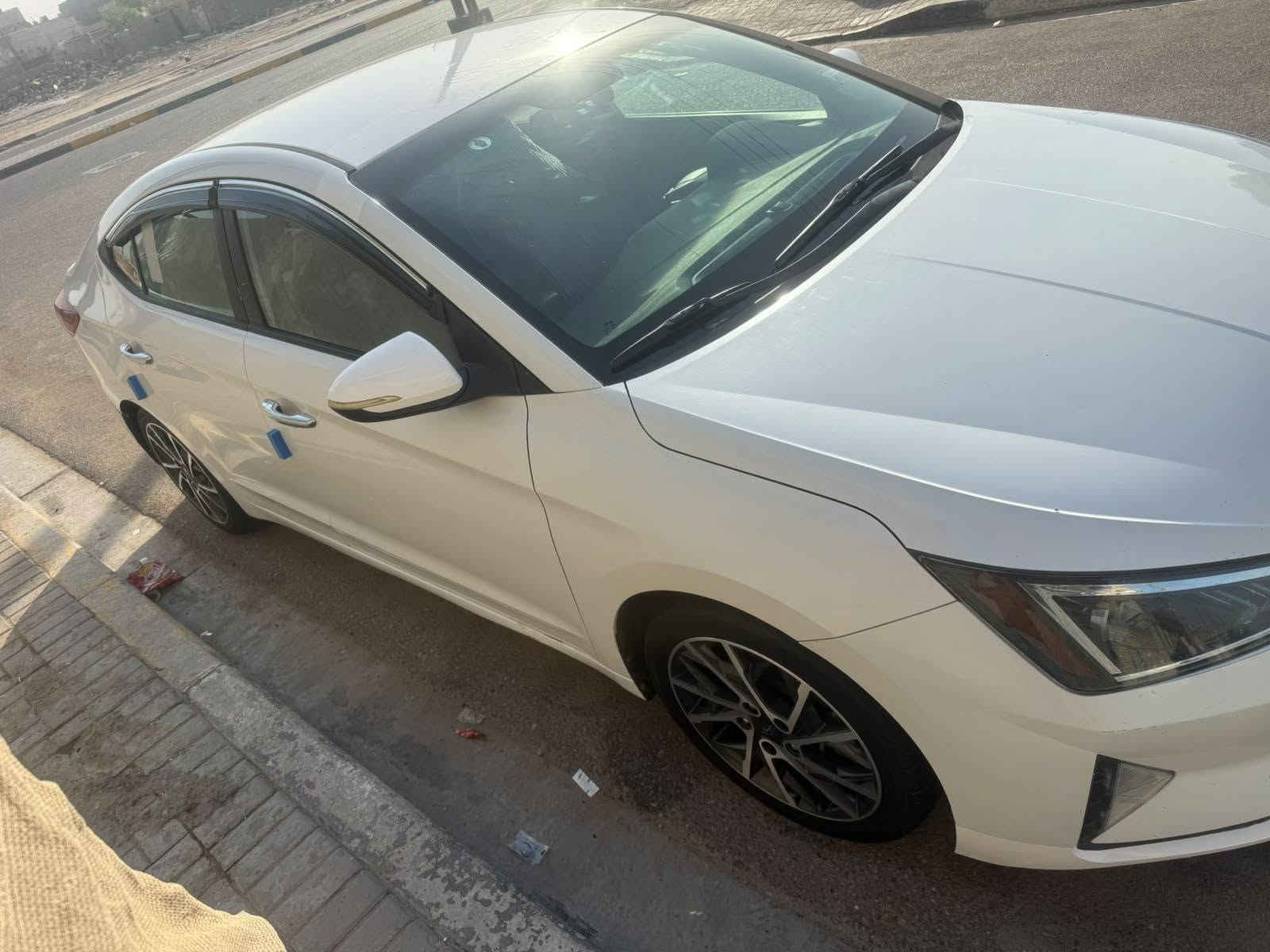 نتره مديل ٢٠١٩ وراد مريكي بيه نص الباب لخلفي بي صبغ باقي كفاله عامه مكينه لفين دوش بصره حره رقم نكليزي سعر ١٢١ مكاني سياره بصره ***********
