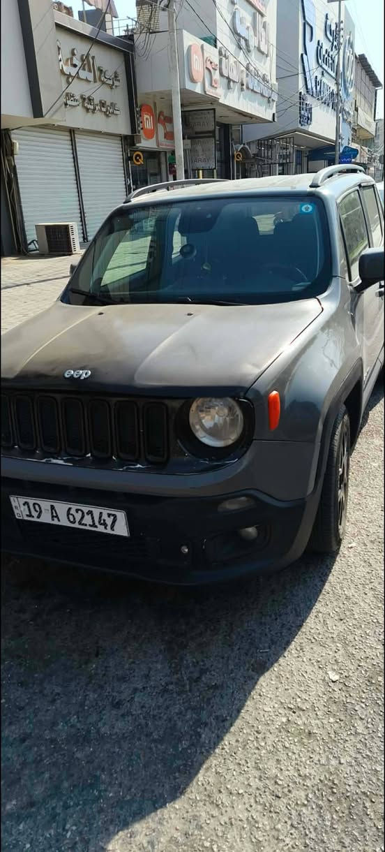 *للبيع جيب رينگيد Jeep Renegade موديل 2020*
*المواصفات:* فول مواصفات -
 العنوان كربلاء
بانوراما - بصمة - شاشة كبيرة - كاميرا - رادار - تحكم ستيرن - تشغيل عن بعد
*الحالة:* بنيد مبدل فقط - باقي السيارة ليبل واحد - كفالة عامة
مداور ثاني يوم 
*السعر:* *11,500$* وبي مجال للشراي
*العنوان:* كربلاء
*للتواصل:* ***********
