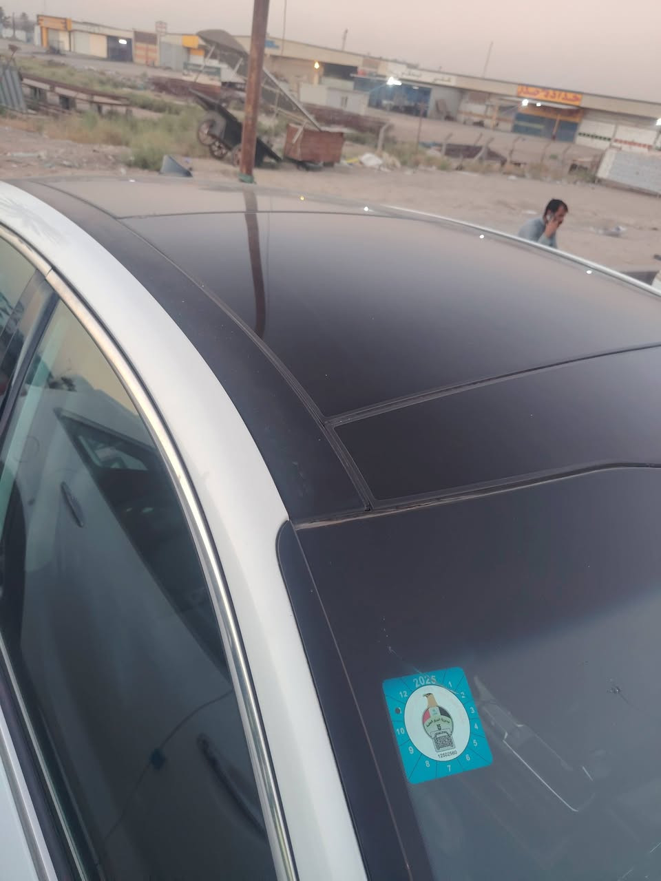 السلام عليكم كيا كاتنزه موديل 2019 محرك 6 حادث فقط بنيد اصلي بدون دواخل بدون ايرباك السياره جاهزه فول مواصفات واحد على واحد فيايبي رقم بغداد بسمي السعر 143 وبيهه مجال الرقم ***********
