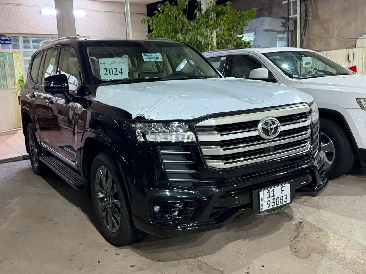 لاندكروز 2024 بريم لمتد GXR
ماشية ألف  كفالة عامة اخوان بحالة الزيرو
فول1/1 محرك 4000 تنفس طبيعي
كامرات 4 
كراسي كهرباء 
كراسي تبريد 
صندوك كهرباء 
سايد بريك دكمة 
انضمة قيادة 
شاشات 
ومعروفة لمواصفات لباقيه 
معرض النمور الجديد 
                 لبيع وشراء السيارات 
                البيع النقد او المرواس
                  لا يوجد نظام اقساط
📍ديالى بعقوبة الجديدة / شارع جسر الشريف
سعيد المندلاوي ***********
طاهر سعيد ***********
